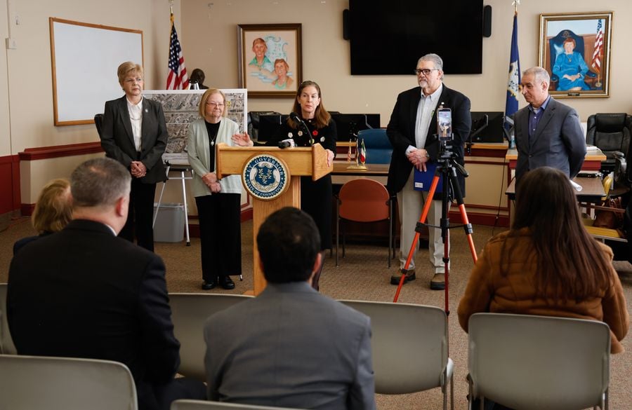 6_Zawistowski - WL DOT pedestrian grant 030926-3457.jpg